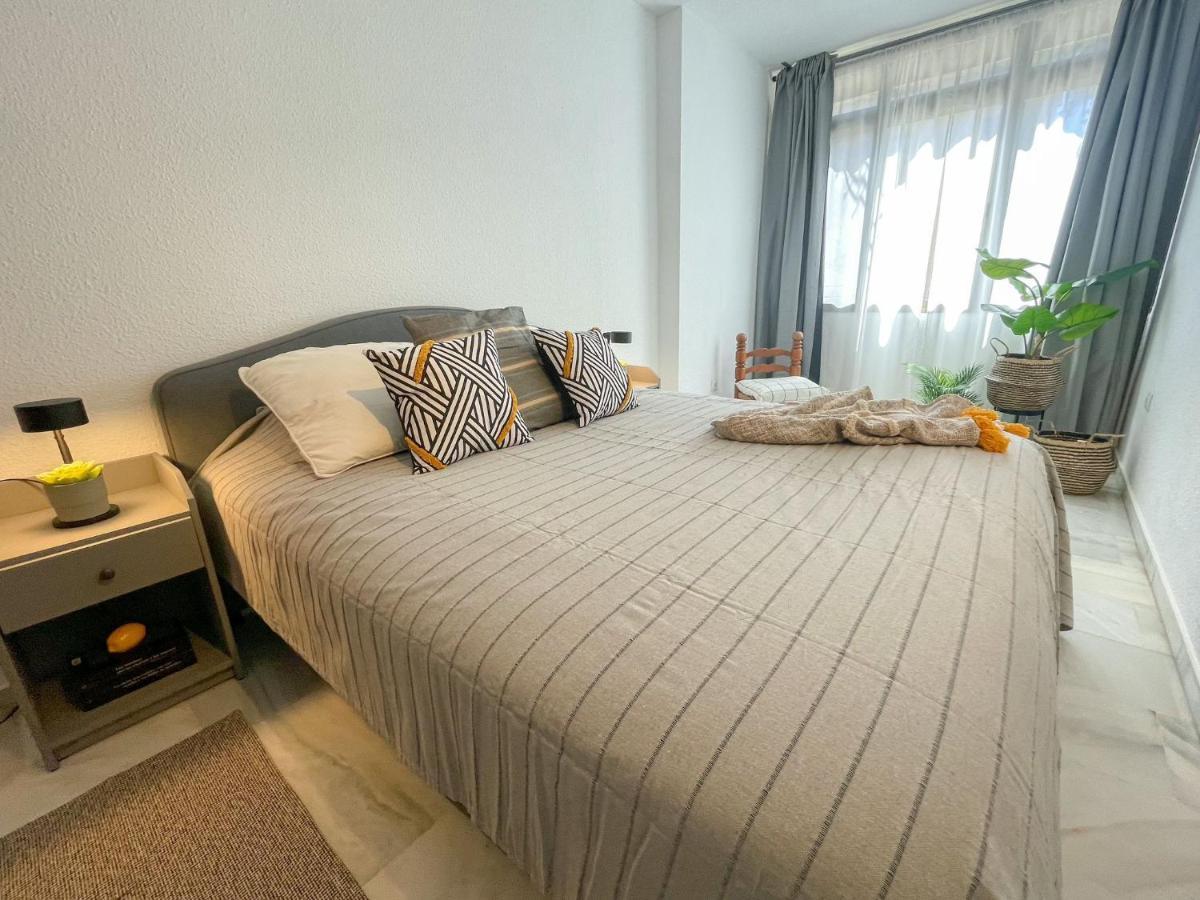 Pedregalejo Playa Apartment - Malaga — Foto’s 1